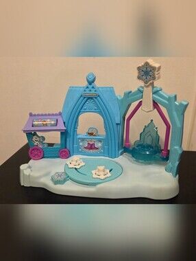 Little People Disney Frozen Arendelle Winter Wonderland Playset